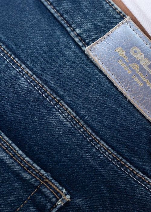 Only teksapüksid Carmen