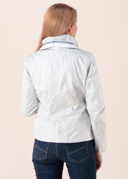 Весенне-осенняя куртка Gil Bret