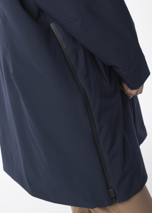 Весенне-осенняя парка Iskola D Luhta