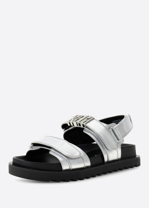 Guess sandaalid Fabelis