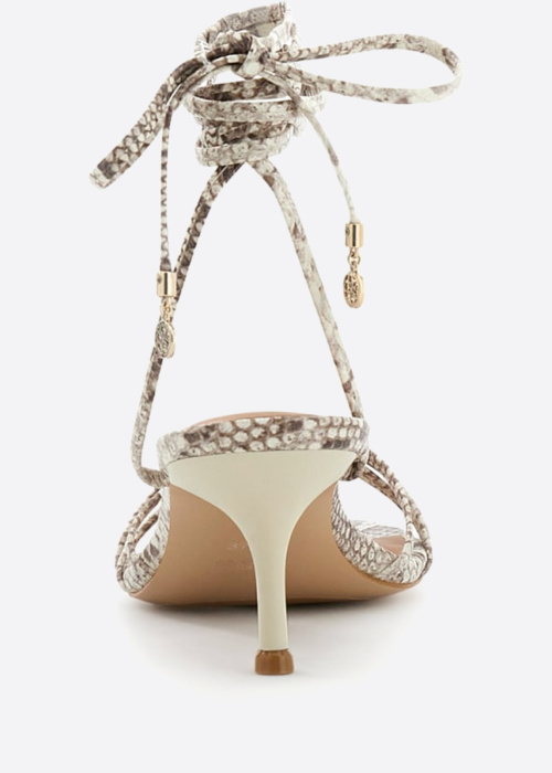 Босоножки Guess