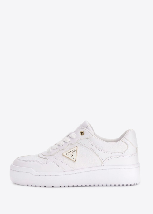 Guess tennised Miram6