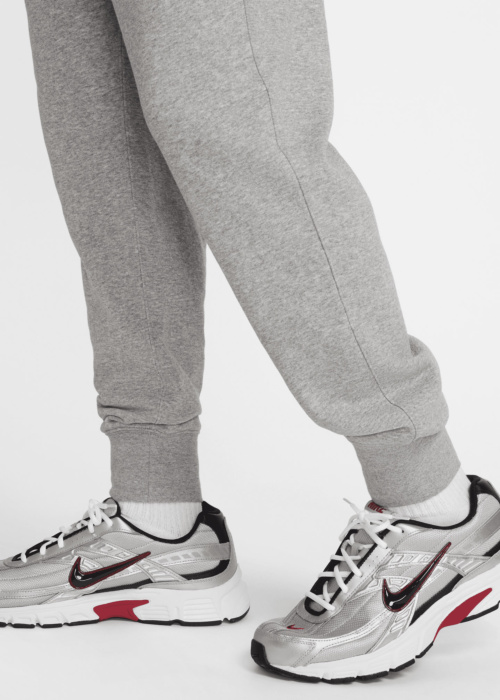 Спортивные штаны Nike