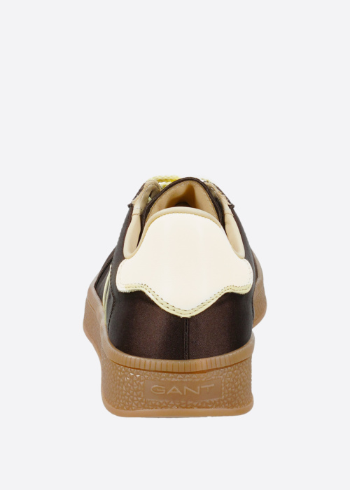 Gant tennised Cuzima