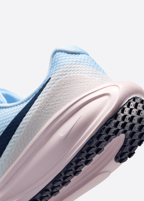Беговые кроссовки Revolution 8 Nike
