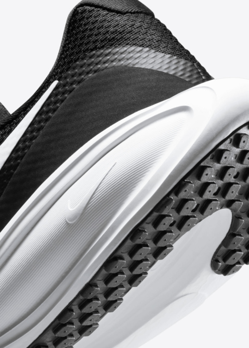 Беговые кроссовки Revolution 8 Nike