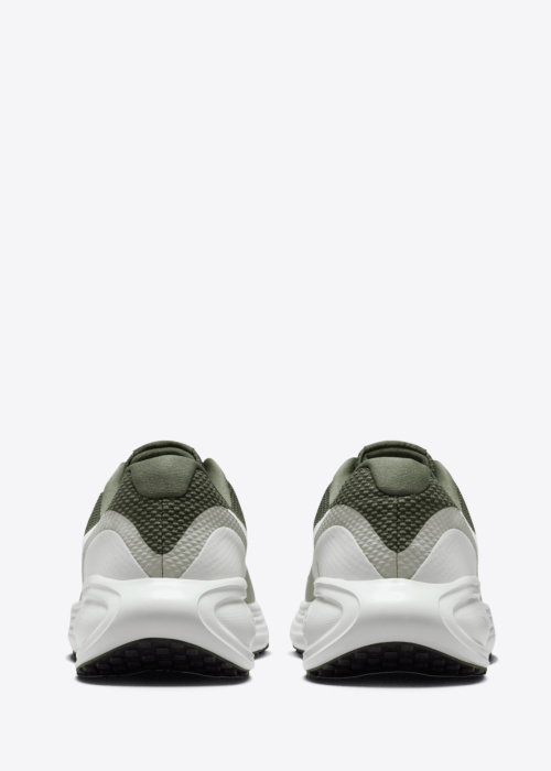 Nike jooksujalatsid Revolution 8