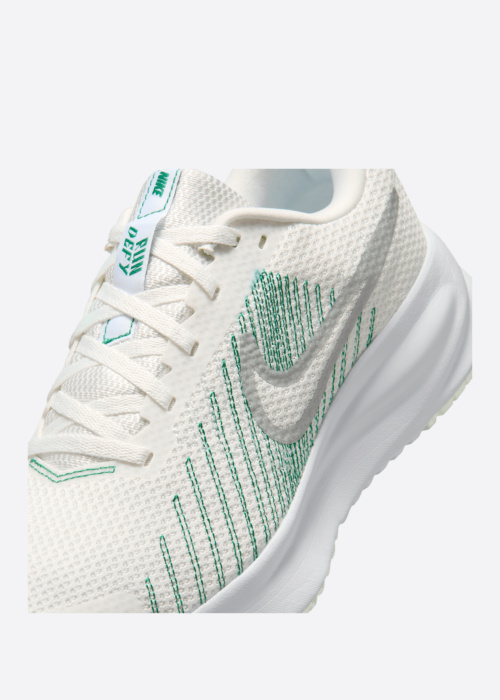 Беговые кроссовки Run Defy Nike