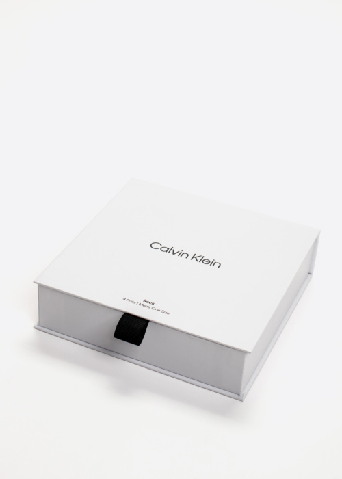 в подарочной коробке Носкиic 4 пары Calvin Klein
