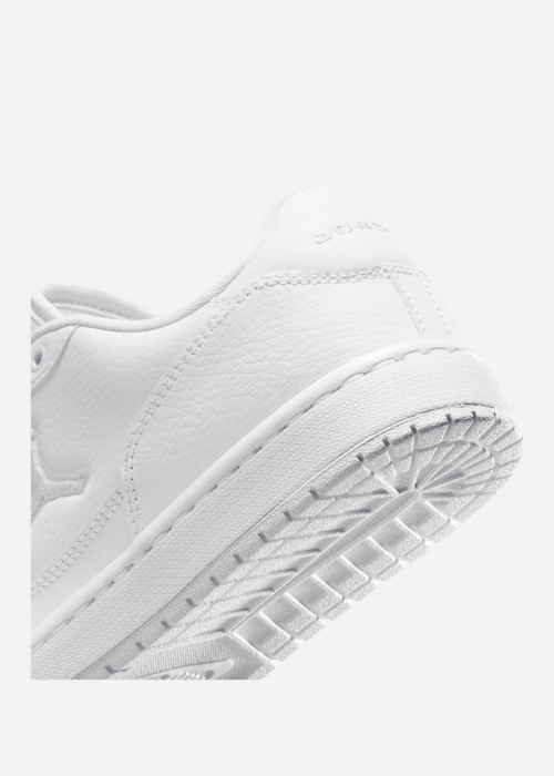 Тенниски Wmns Jordan Court Connect Low Jordan