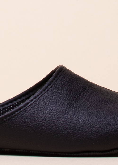 OmaKing nahast sussid Sänna