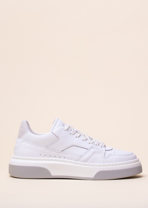 Pavement tennised Boo