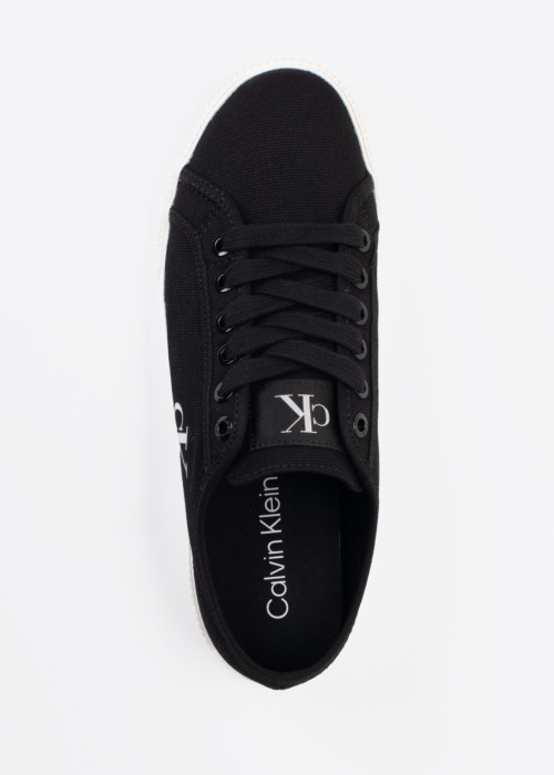 Calvin Klein tennised