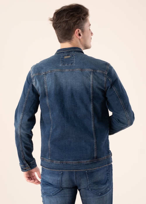 Blend teksatagi Naril