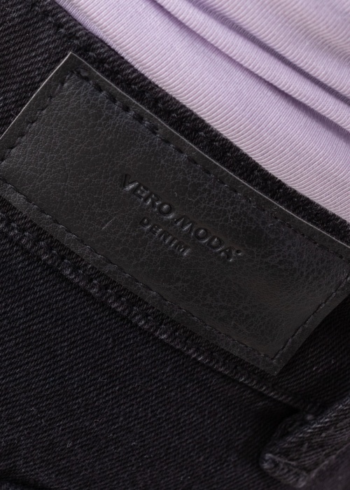 Шорты Nineteen Vero Moda