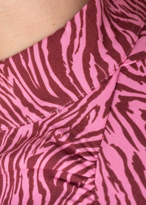 Платье Sassy YAS