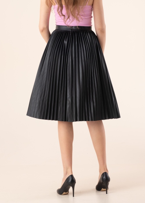 Noisy May seelik Hill