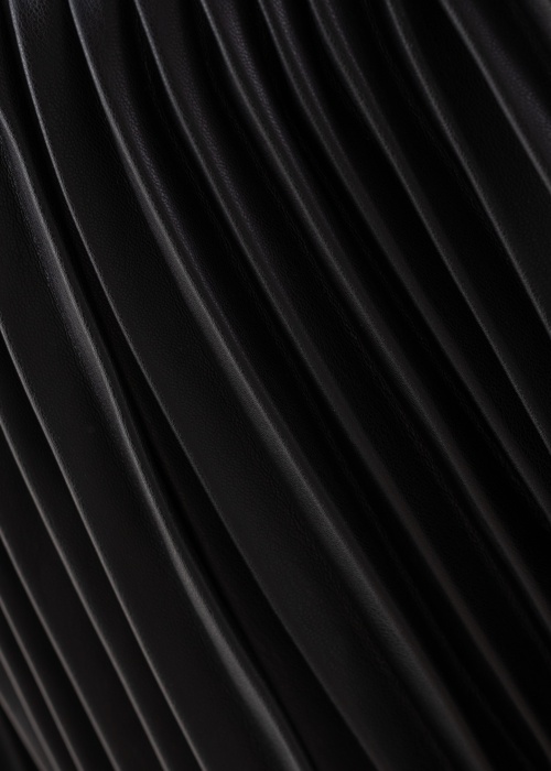 Noisy May seelik Hill