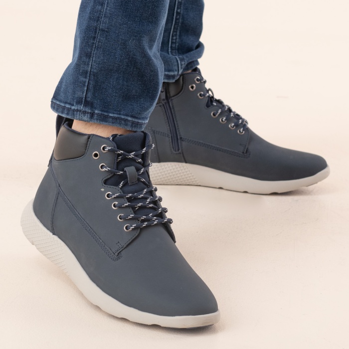 Lundeberg poolsaapad Stian