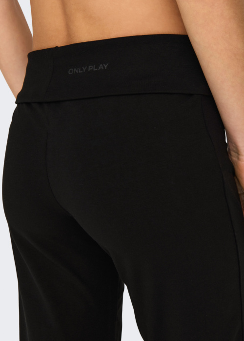 Only Play retuusid Fold