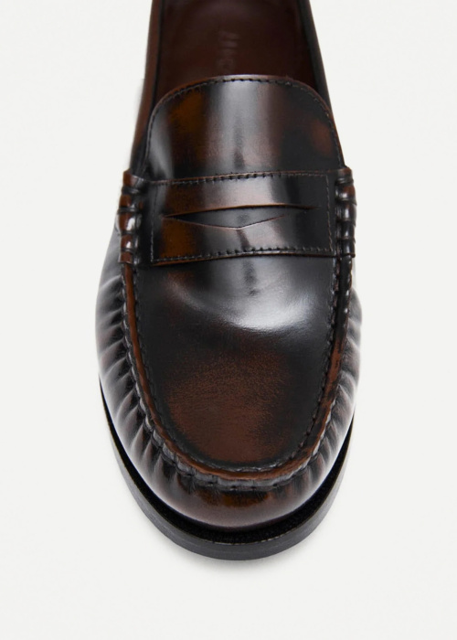 Alohas loaferid Rivet