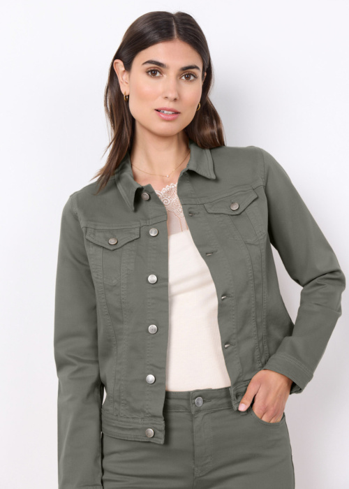 Soyaconcept teksatagi Erna