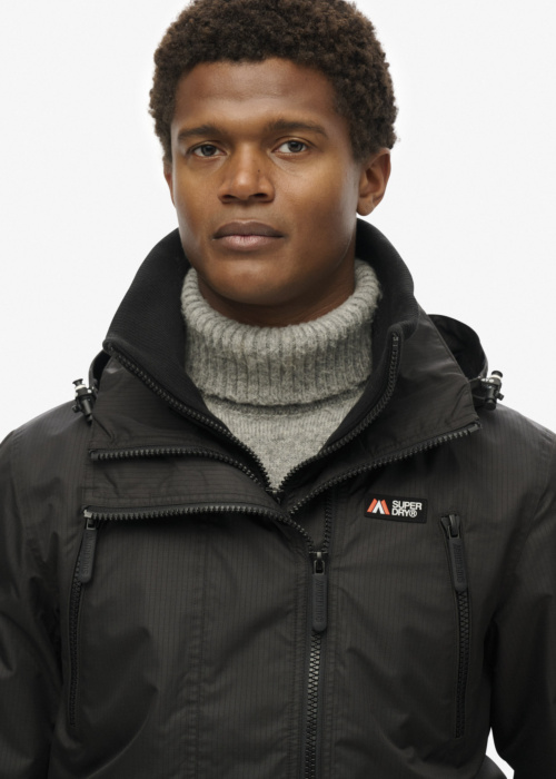 Весенне-осенняя куртка SuperDry