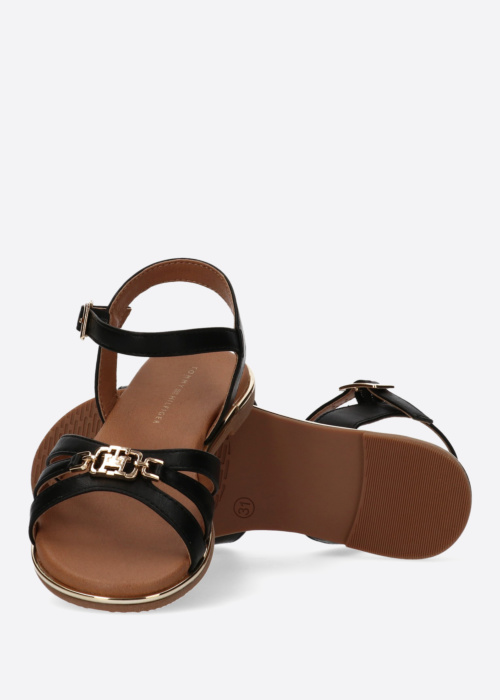 Tommy Hilfiger kingad Mary