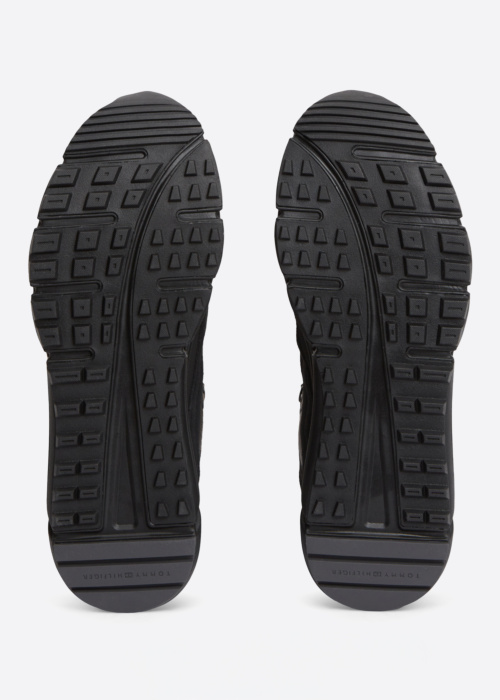 Tommy Hilfiger poolsaapad Wp Mix Chukka Runner