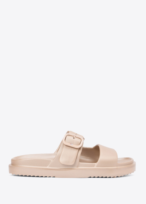 Tommy Hilfiger basseiniplätud