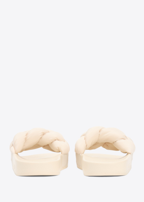 Tommy Jeans basseiniplätud