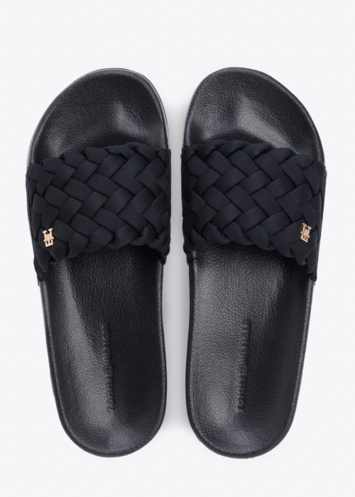 Tommy Hilfiger basseiniplätud