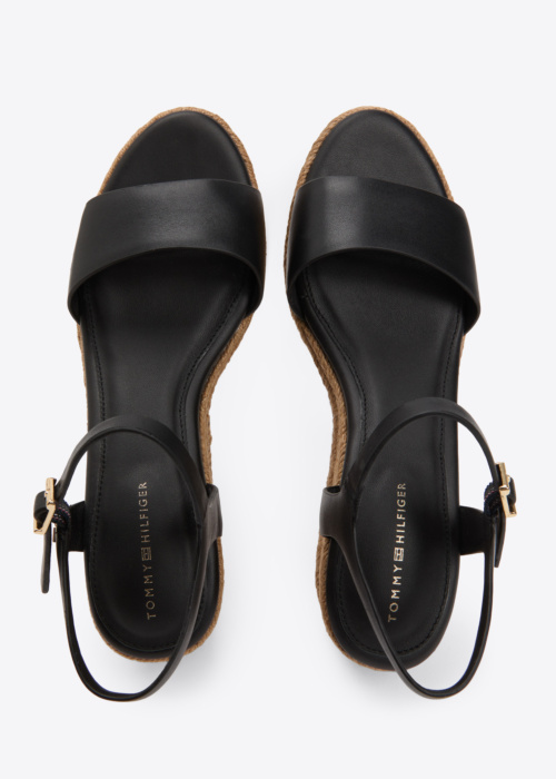 Tommy Hilfiger kingad