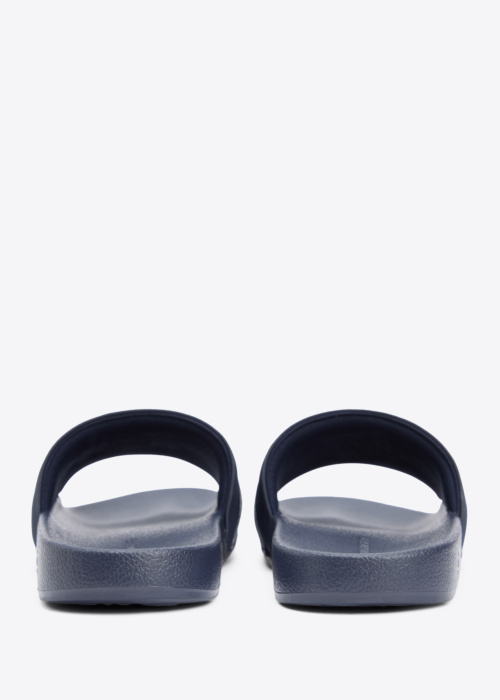 Tommy Hilfiger basseiniplätud