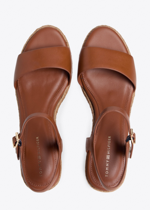 Tommy Hilfiger kingad