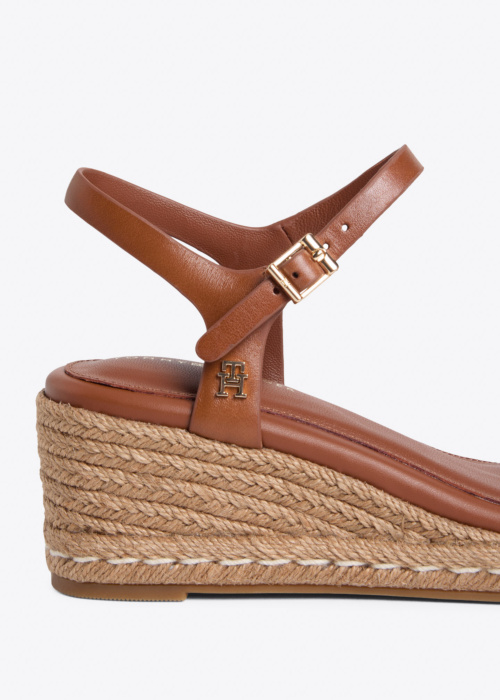 Tommy Hilfiger kingad