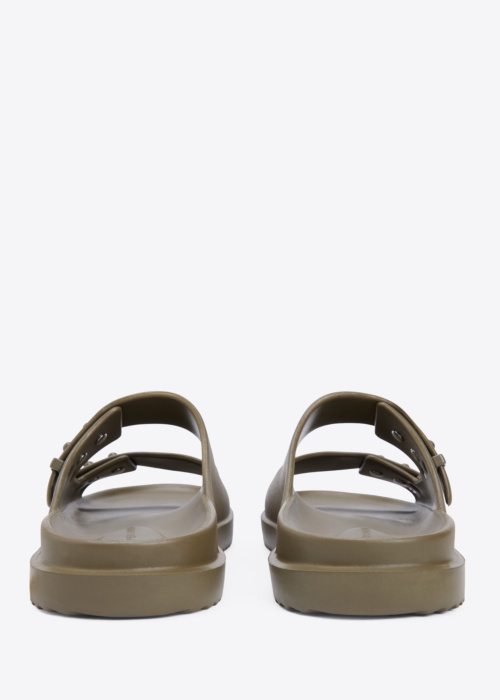 Tommy Hilfiger basseiniplätud