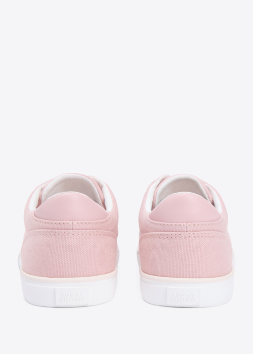 Tommy Hilfiger tennised