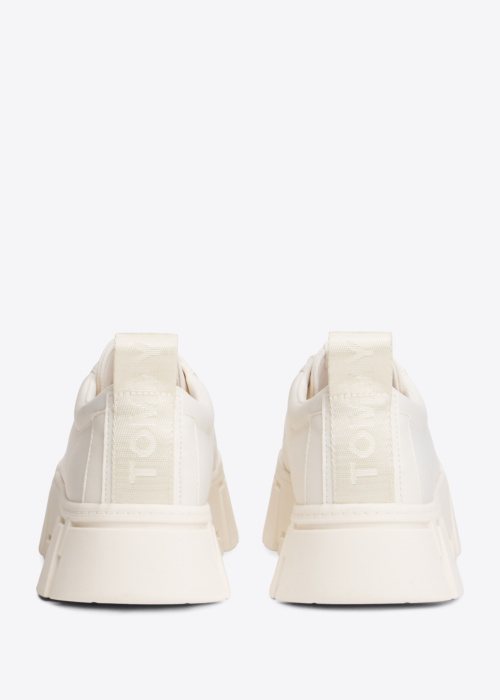 Tommy Jeans tennised