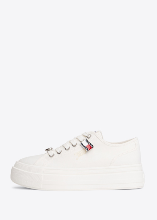 Tommy Jeans tennised