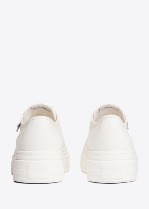 Tommy Jeans tennised