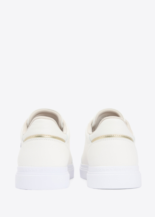 Tommy Hilfiger tennised Chic