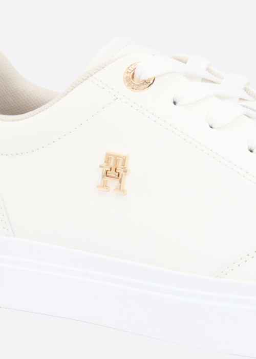 Tommy Hilfiger tennised Chic