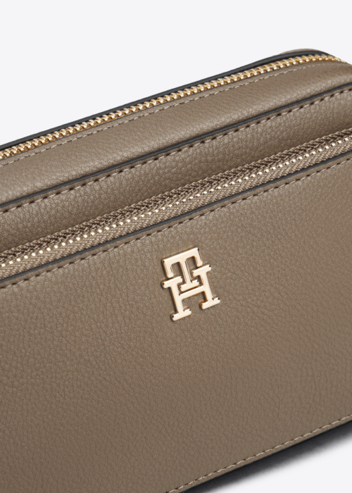 Tommy Hilfiger käekott Icon