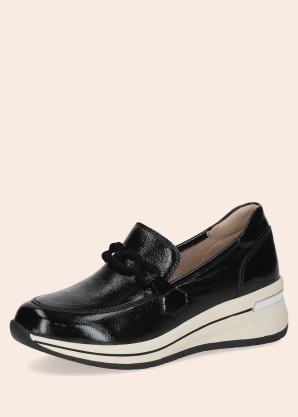 Кроссовки Caprice