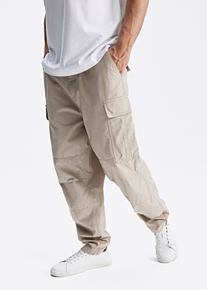 Diverse püksid Bjorn