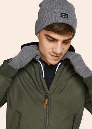 Jack & Jones talvemütsi ja kinnaste komplekt