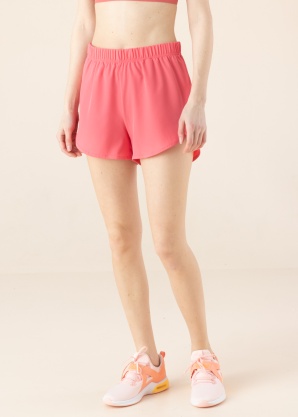 Only Play shortsid Mire