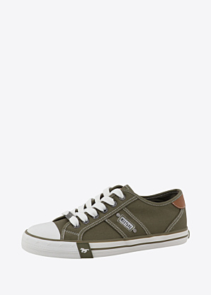 Mustang tennised Winona