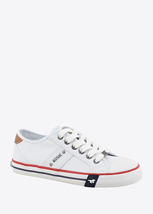 Mustang tennised Winona